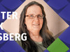 Christiane Rischer vom KSL.Arnsberg auf grünen Kacheln im Fensterblick Arnsberg. 
