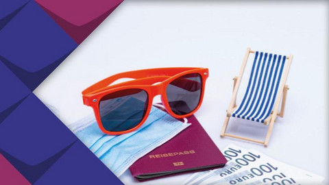 Auf dem Bild sieht man eine rote Sonnenbrille, einen Liegestuhl, einen Reisepass, 100€ Scheine und einen Mund- und Nasenschutz.