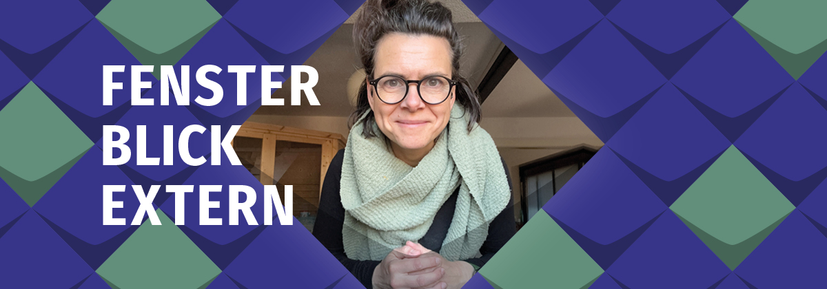 Ein Foto von Magdalena Grzyb, eine Frau mit Brille und dunklen nach hinten gebundenden Haaren und einem mintgründen Schal; eingebunden in Stilelemente der KSL.NRW