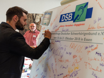 Mehr als 300 Teilnehmende füllten die Gästeliste.