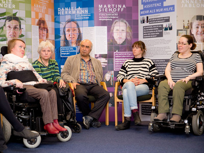 Budgetnutzende berichten von ihren Erfahrungen  mit dem Persönlichen Budget.